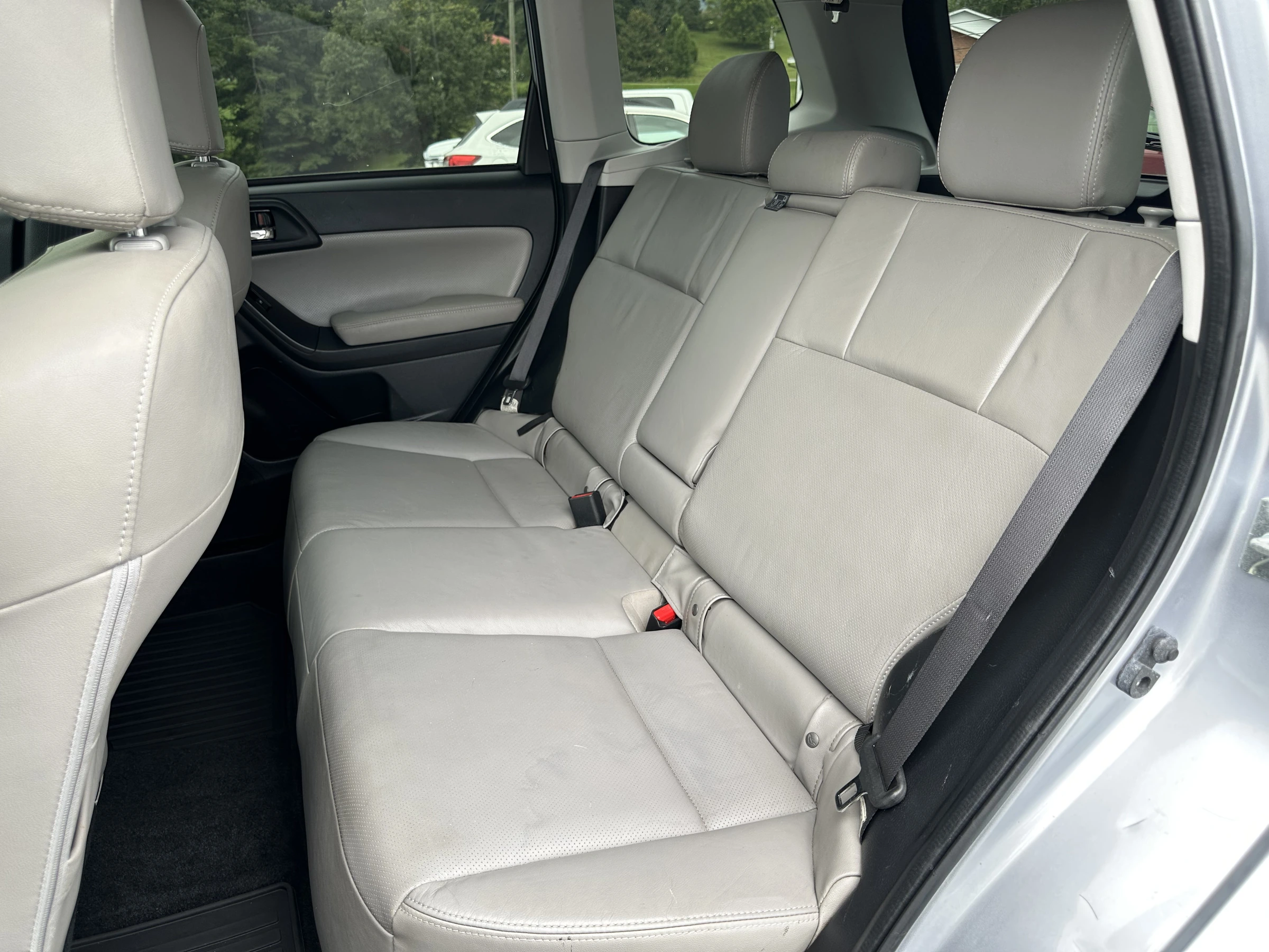 2015 Subaru Forester Limited — photo 11