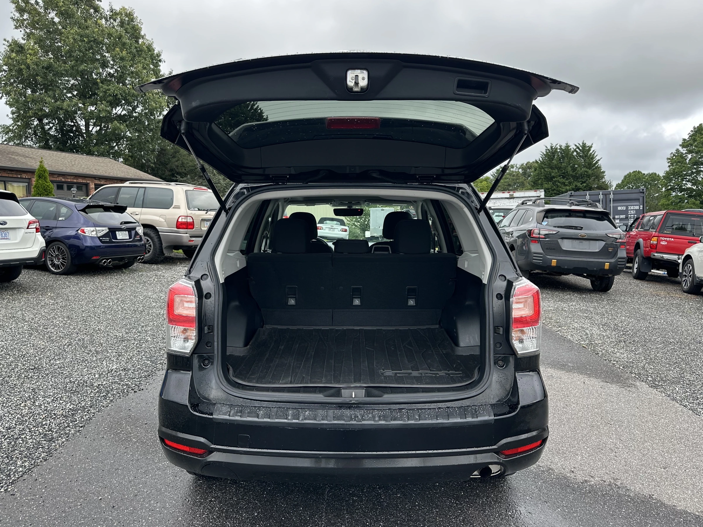 2017 Subaru Forester Premium — photo 14