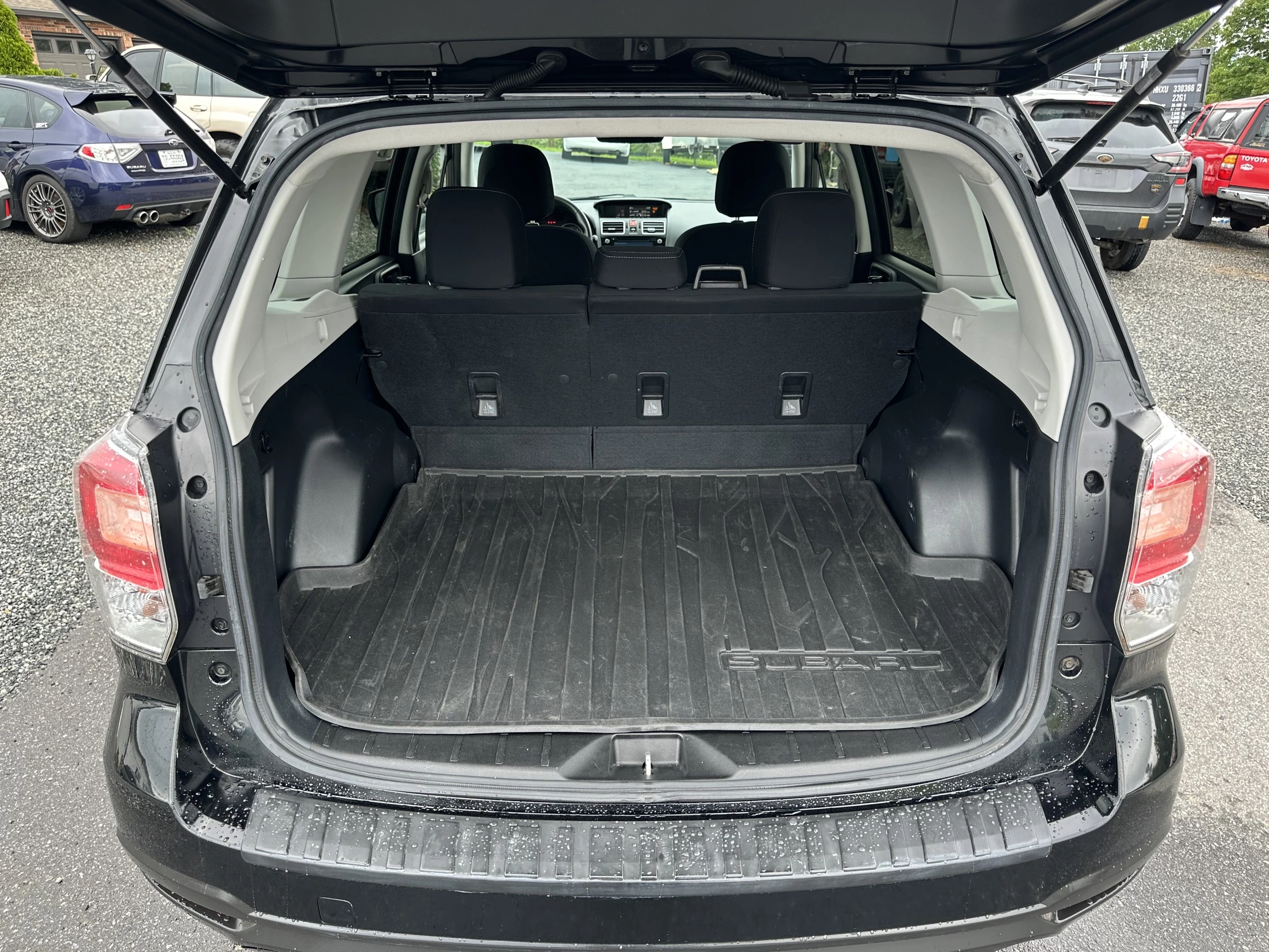 2017 Subaru Forester Premium — photo 15