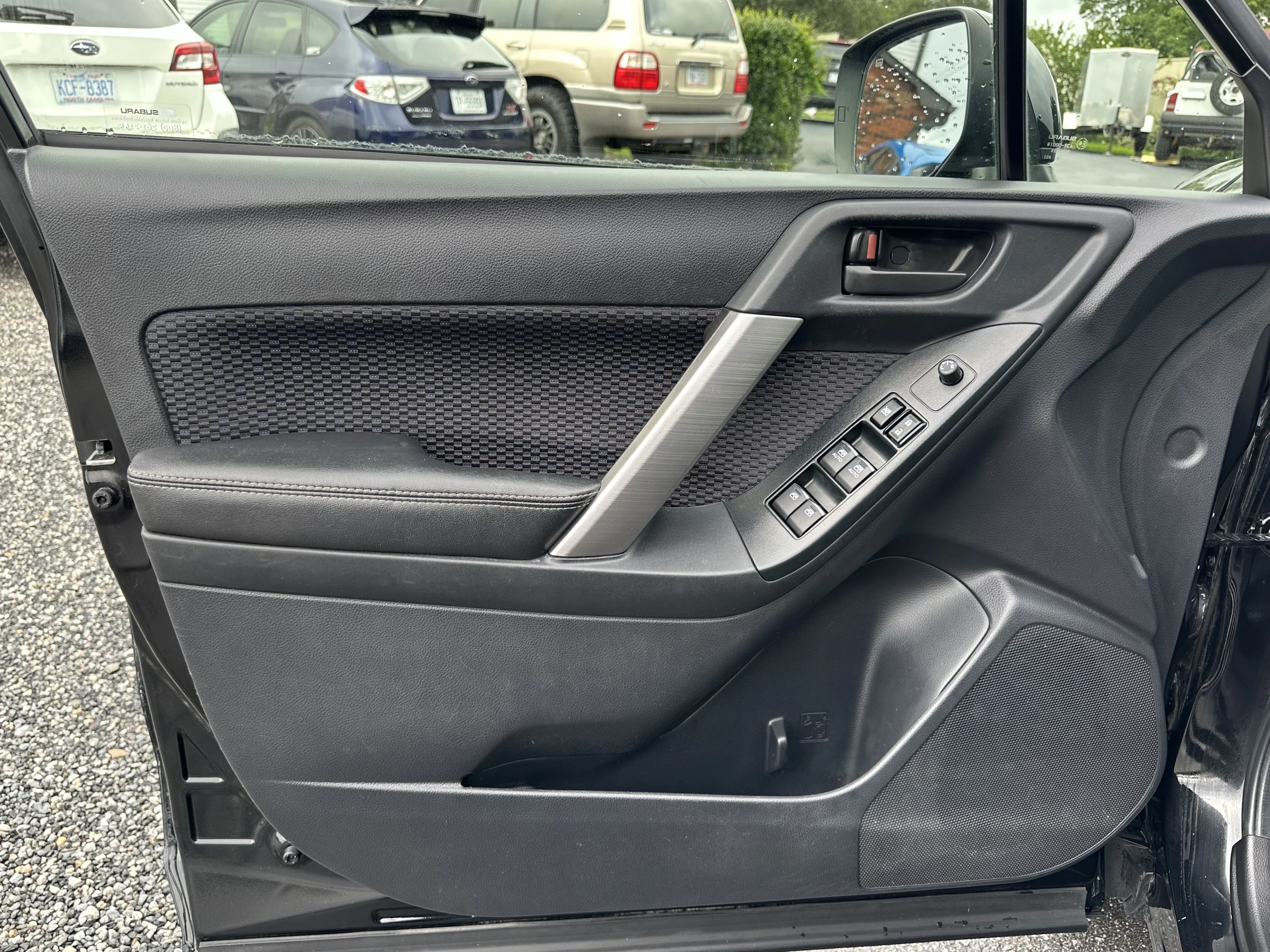 2017 Subaru Forester Premium — photo 8