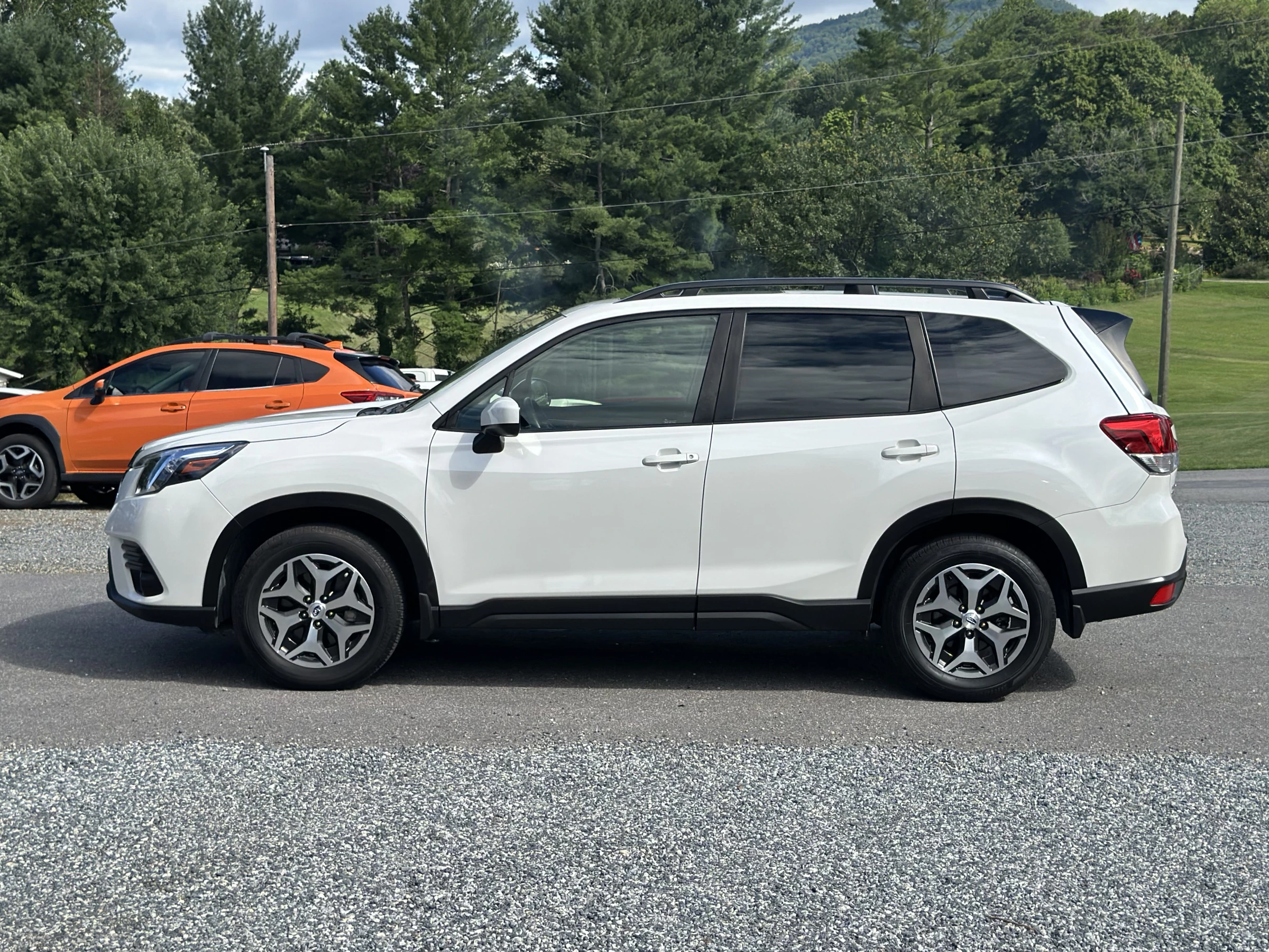 2024 Subaru Forester Premium — photo 6