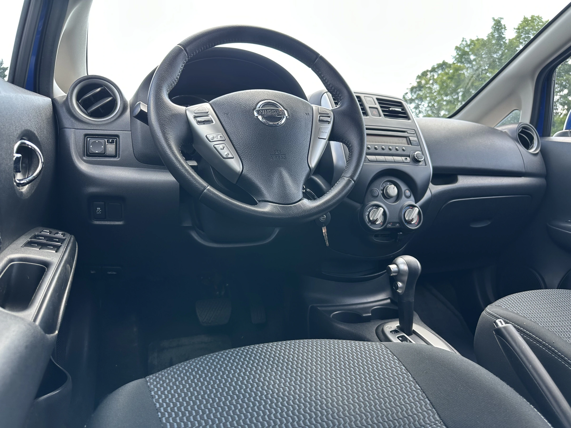 2014 Nissan Versa Note SV — photo 16