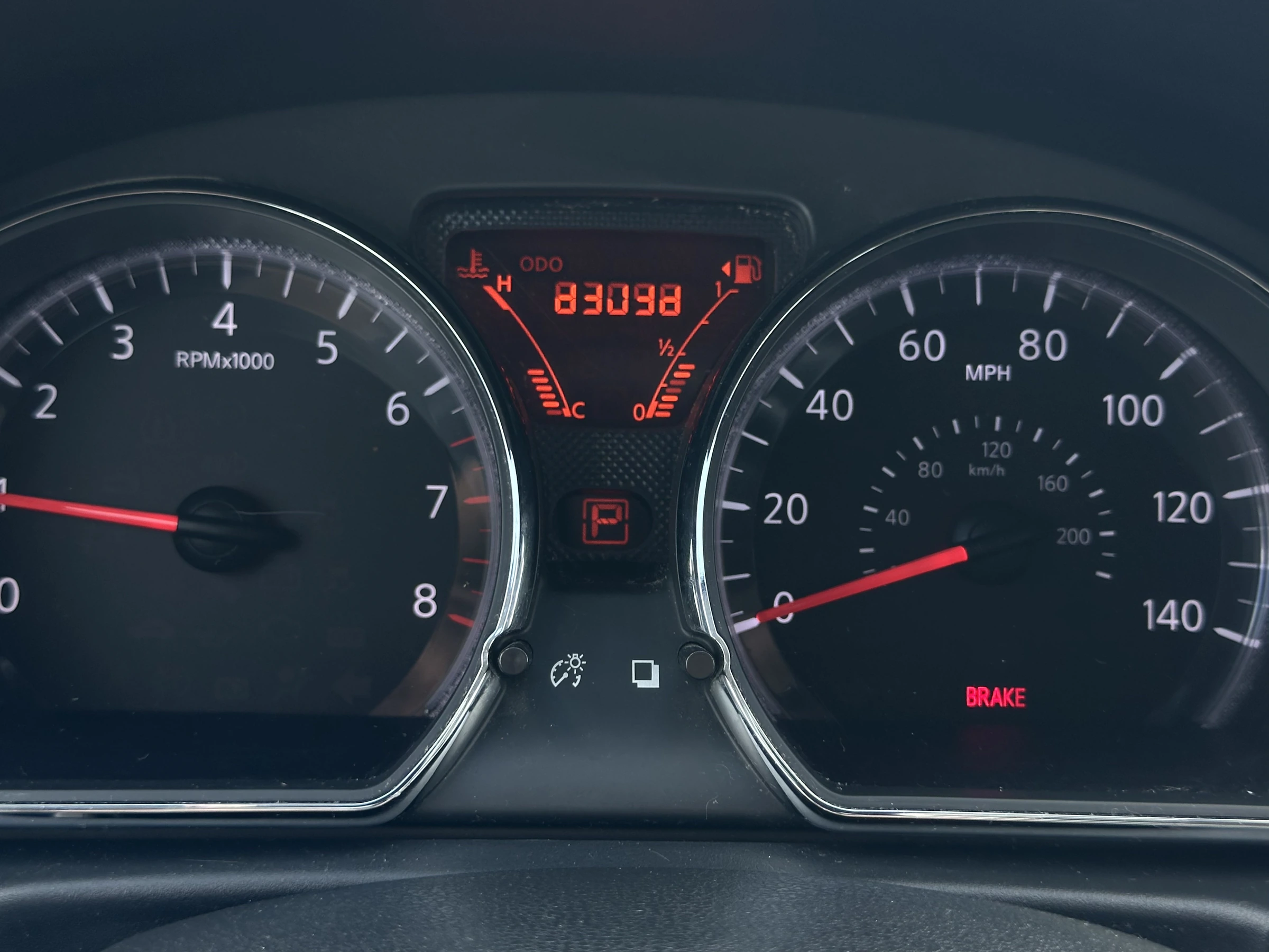 2014 Nissan Versa Note SV — photo 20