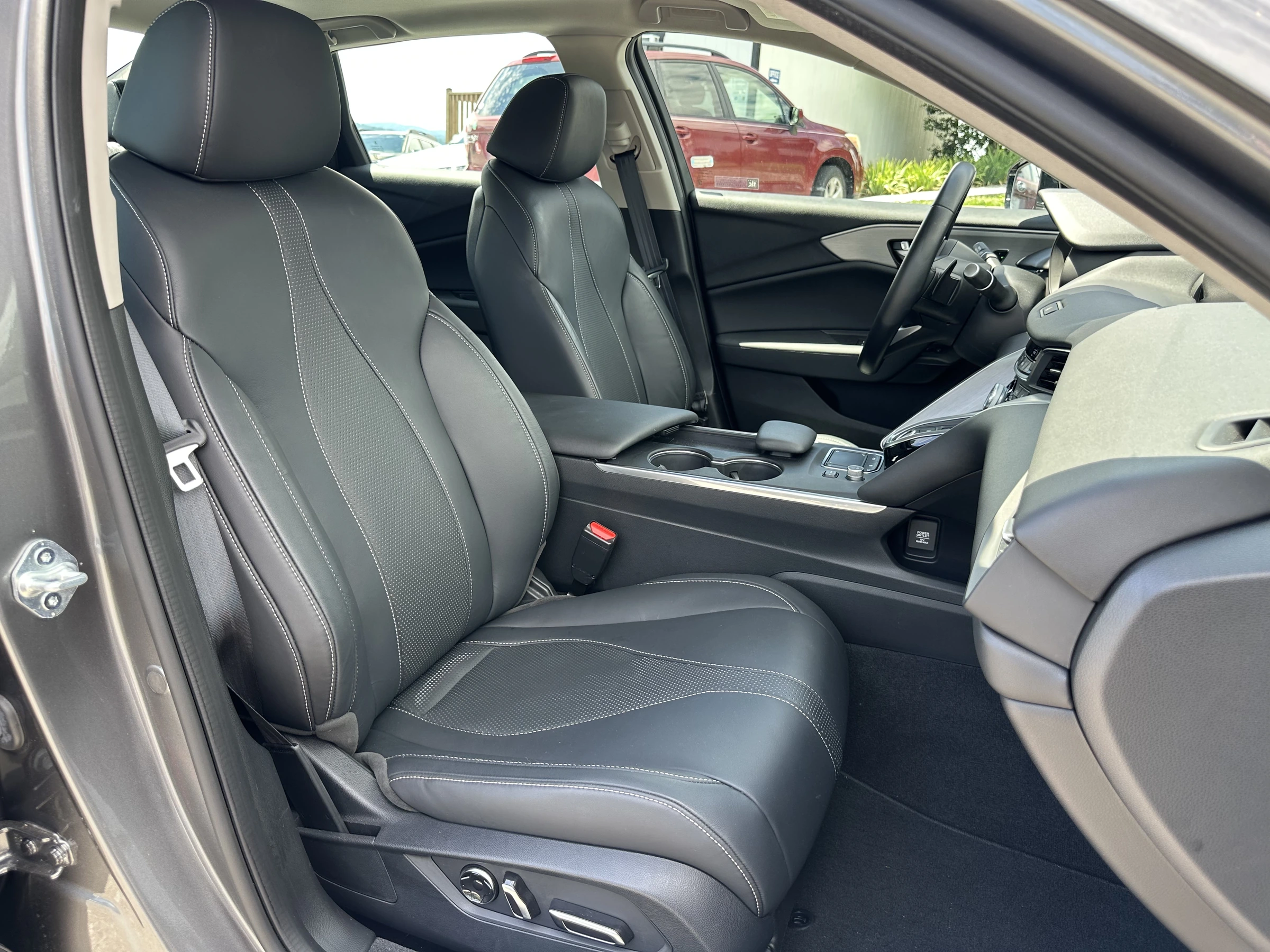 2025 Acura TLX Technology Package — photo 10