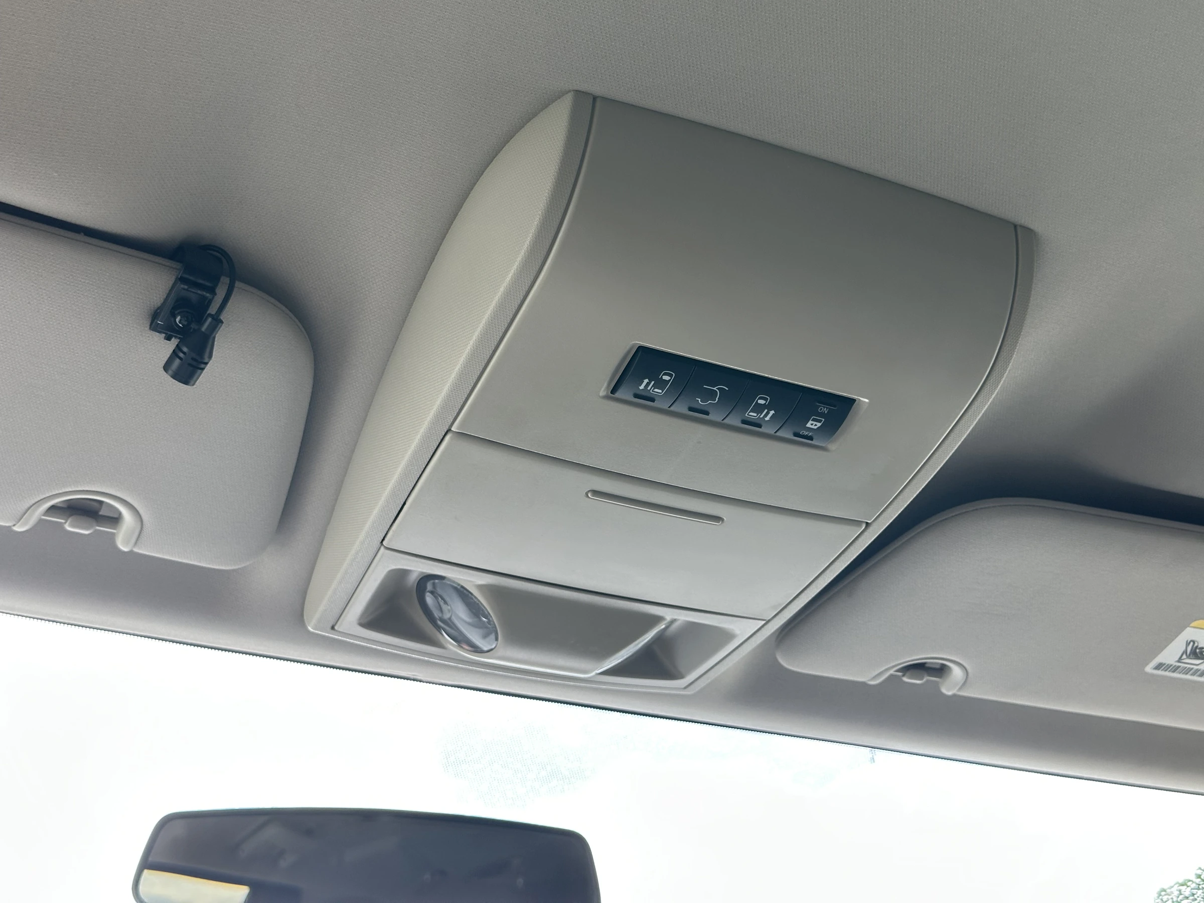 2015 Dodge Grand Caravan SXT — photo 19
