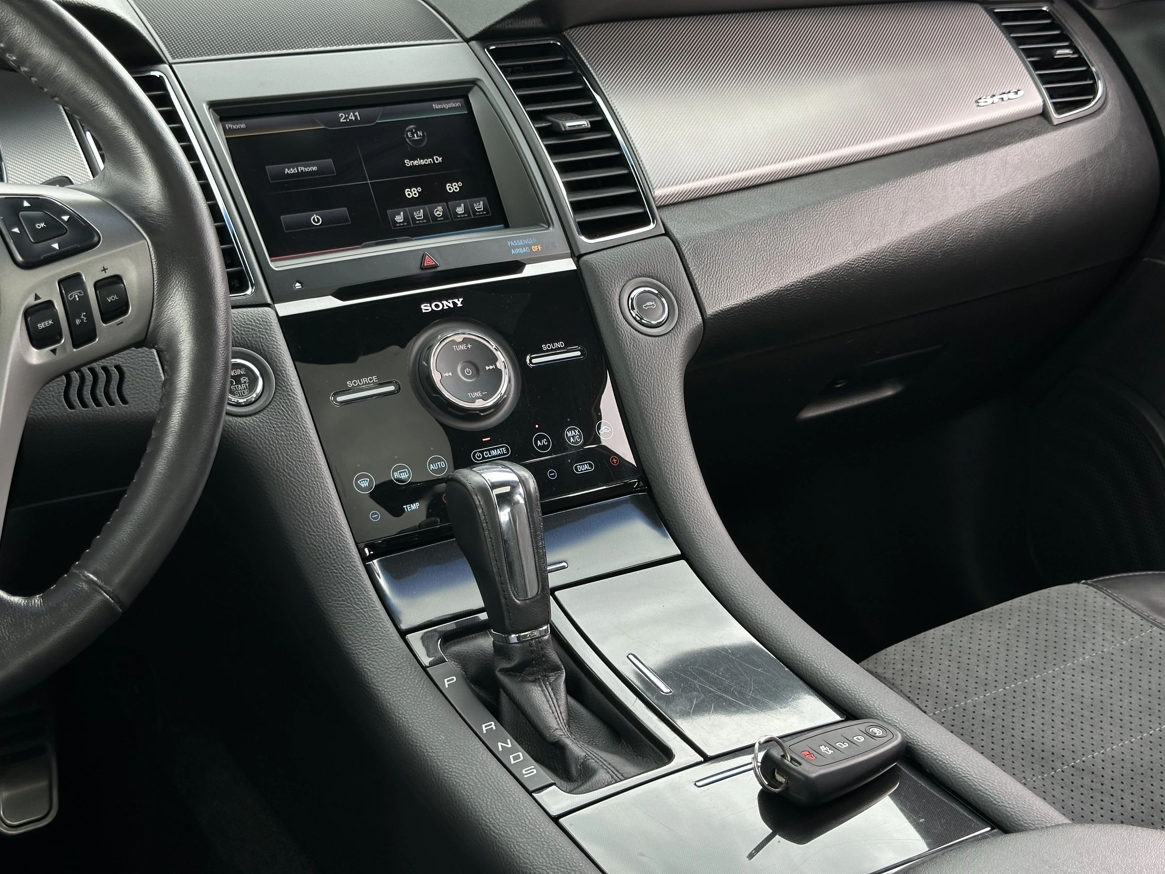 2015 Ford Taurus SHO — photo 19