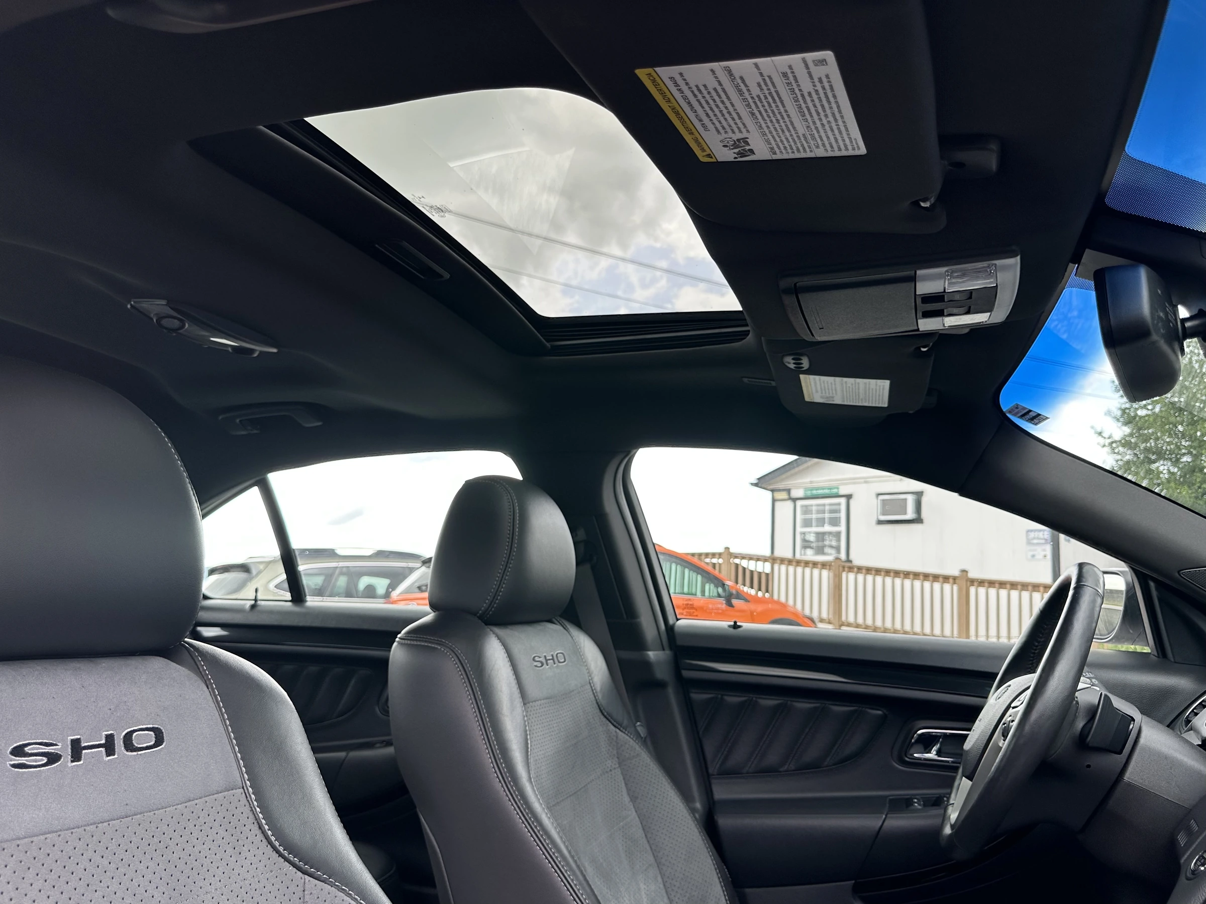 2015 Ford Taurus SHO — photo 17
