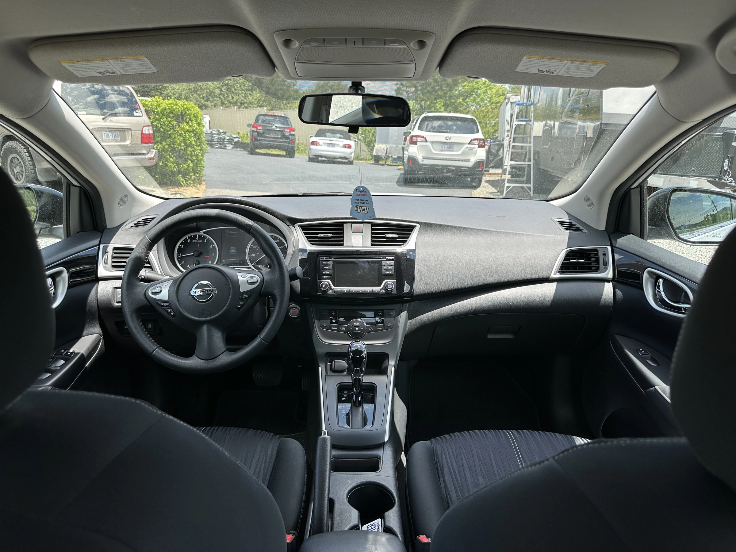 2018 Nissan Sentra SV — photo 15
