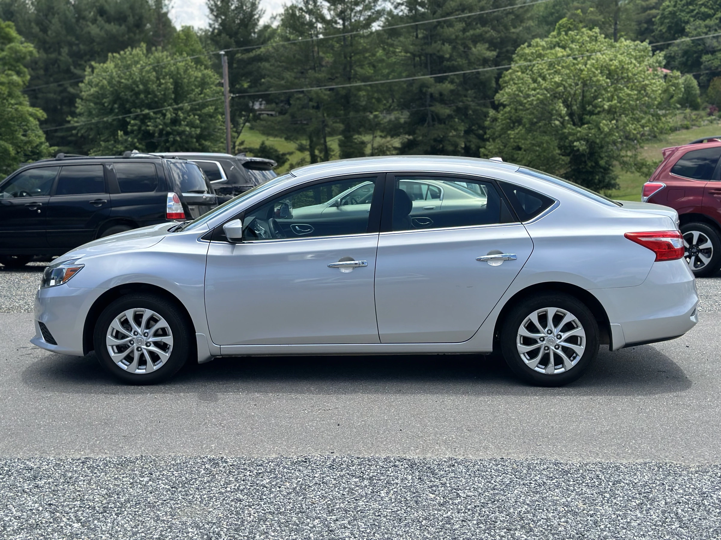 2018 Nissan Sentra SV — photo 6