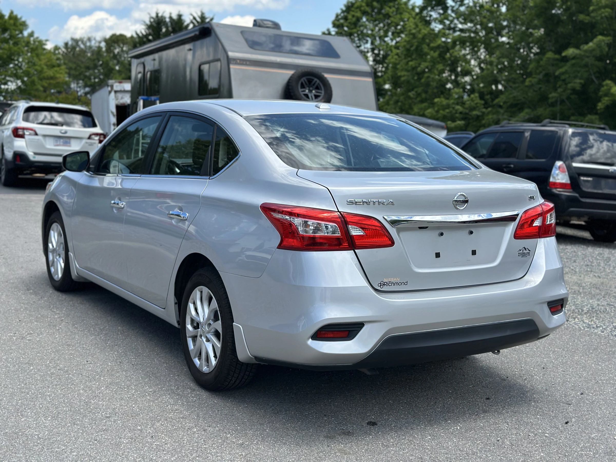 2018 Nissan Sentra SV — photo 5