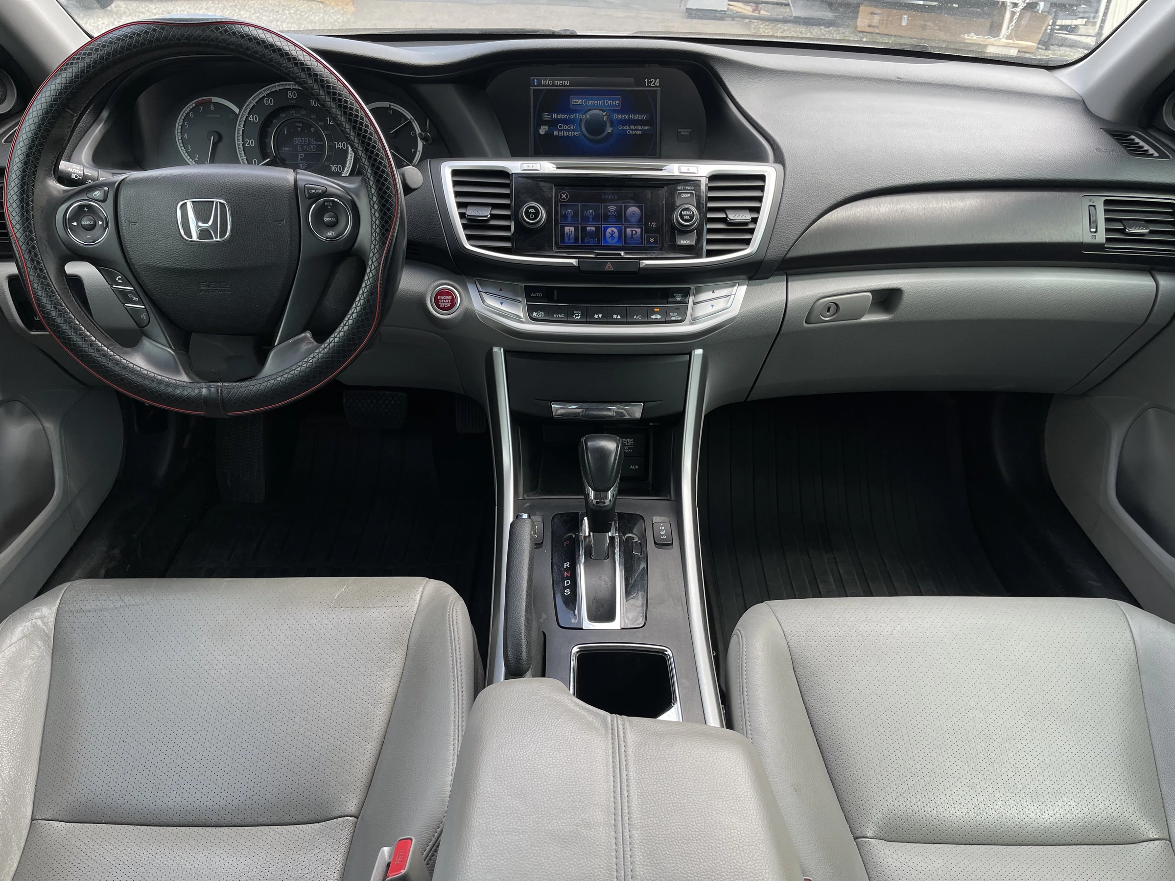 2015 Honda Accord EX-L-V6 — photo 15