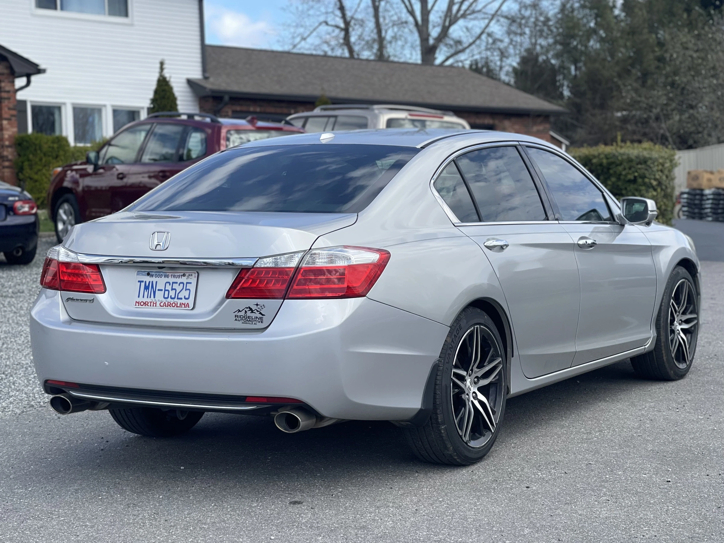 2015 Honda Accord EX-L-V6 — photo 3