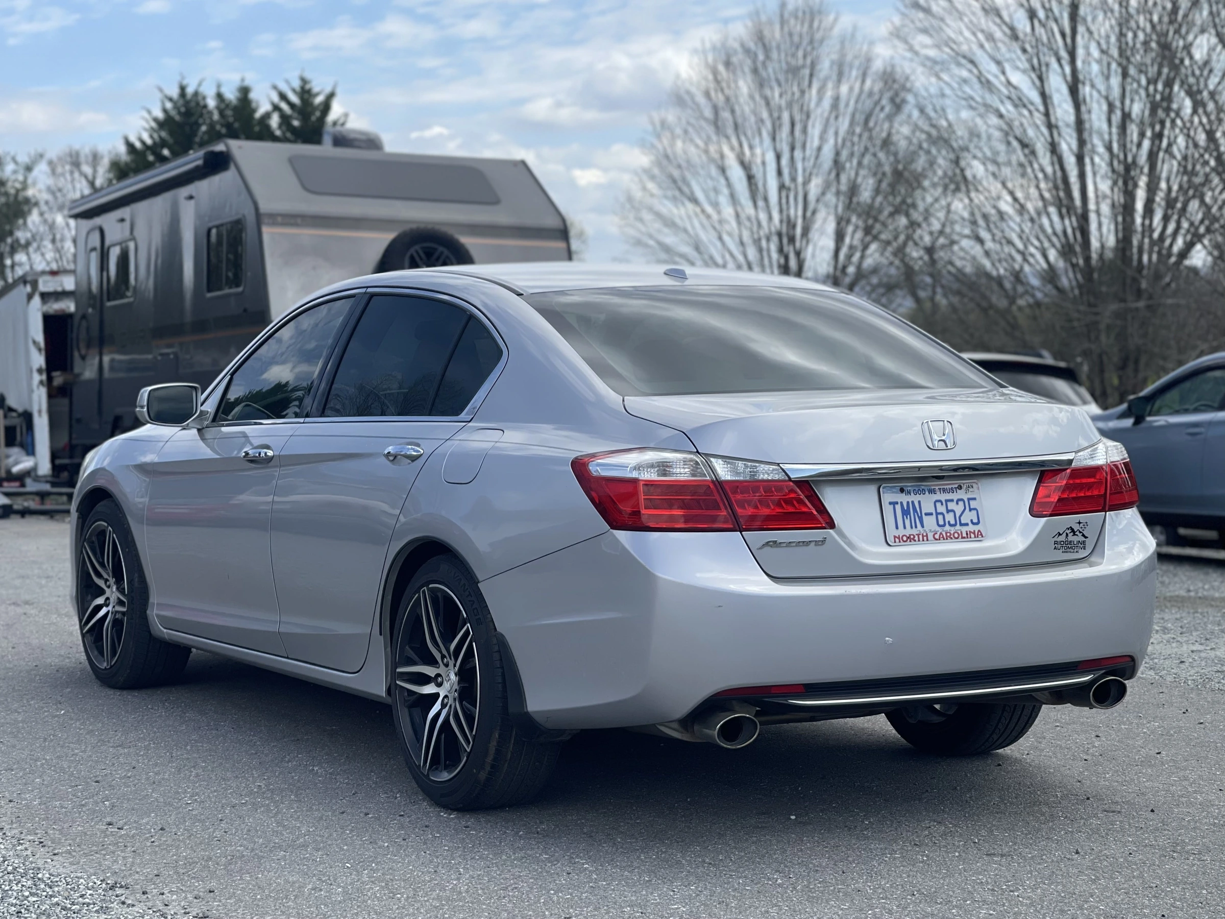 2015 Honda Accord EX-L-V6 — photo 5