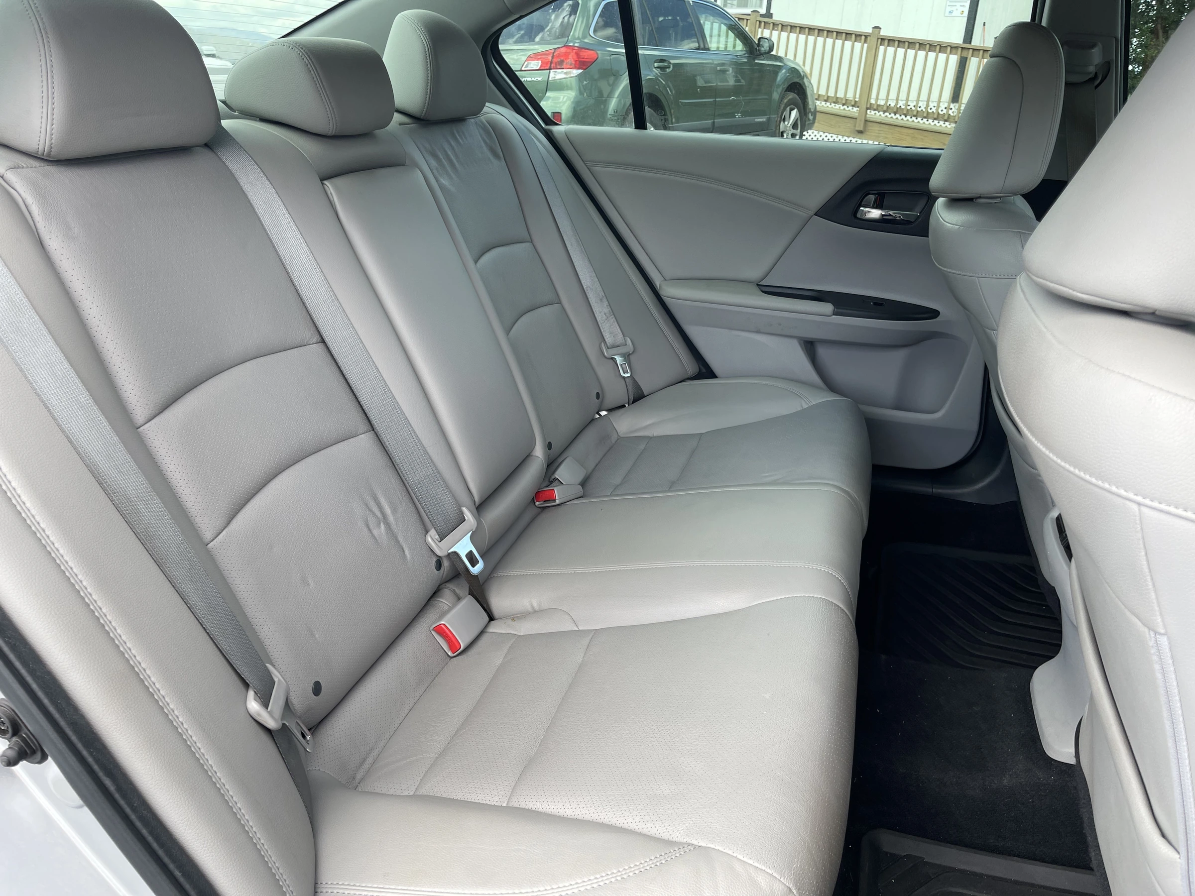 2015 Honda Accord EX-L-V6 — photo 13
