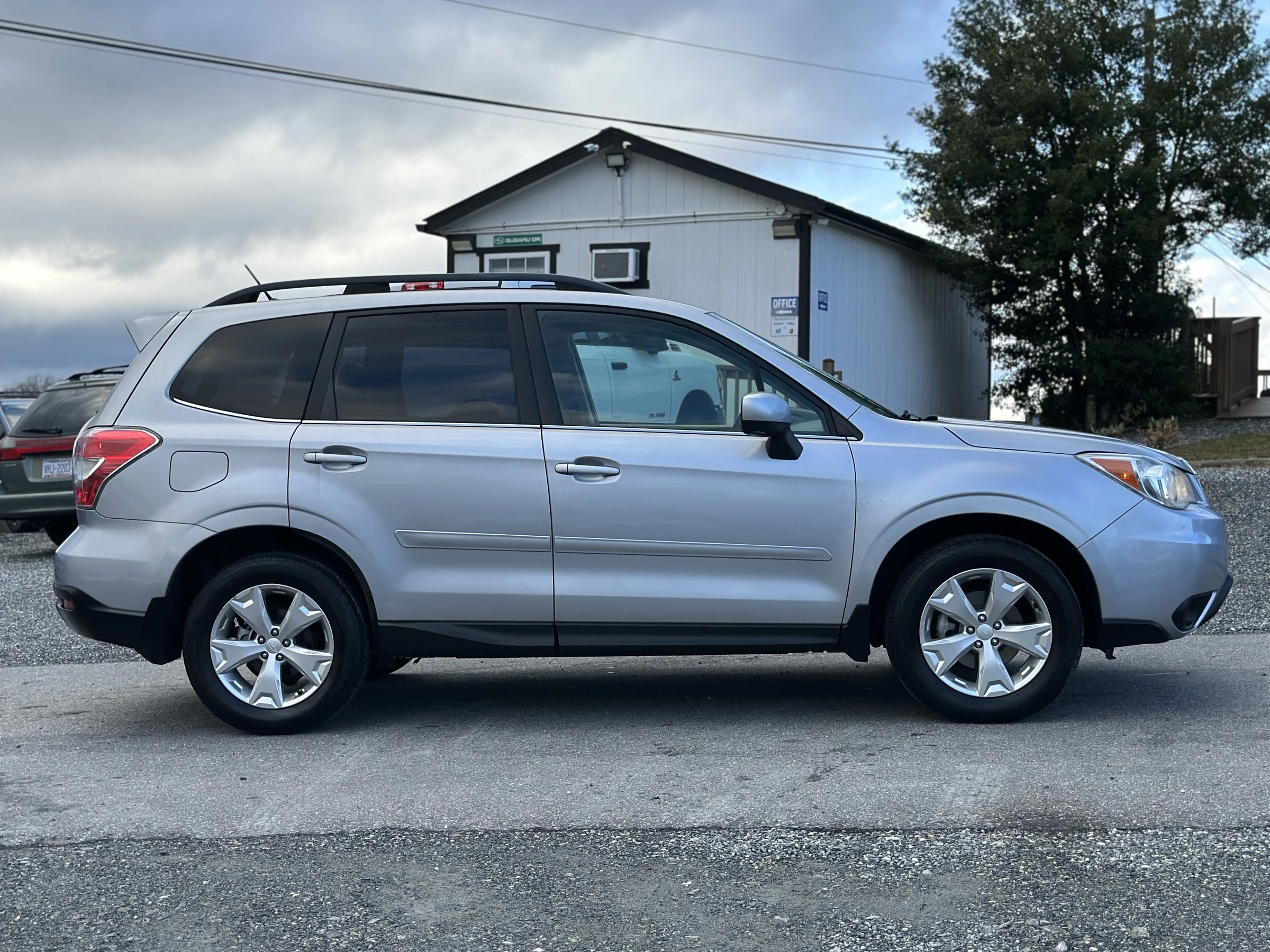 2014 Subaru Forester limited — photo 2