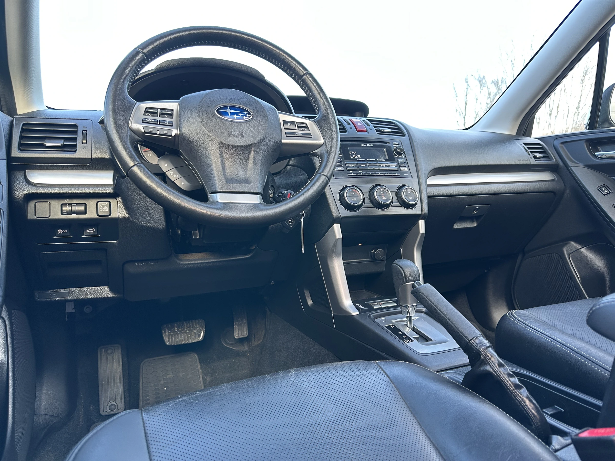 2014 Subaru Forester limited — photo 17