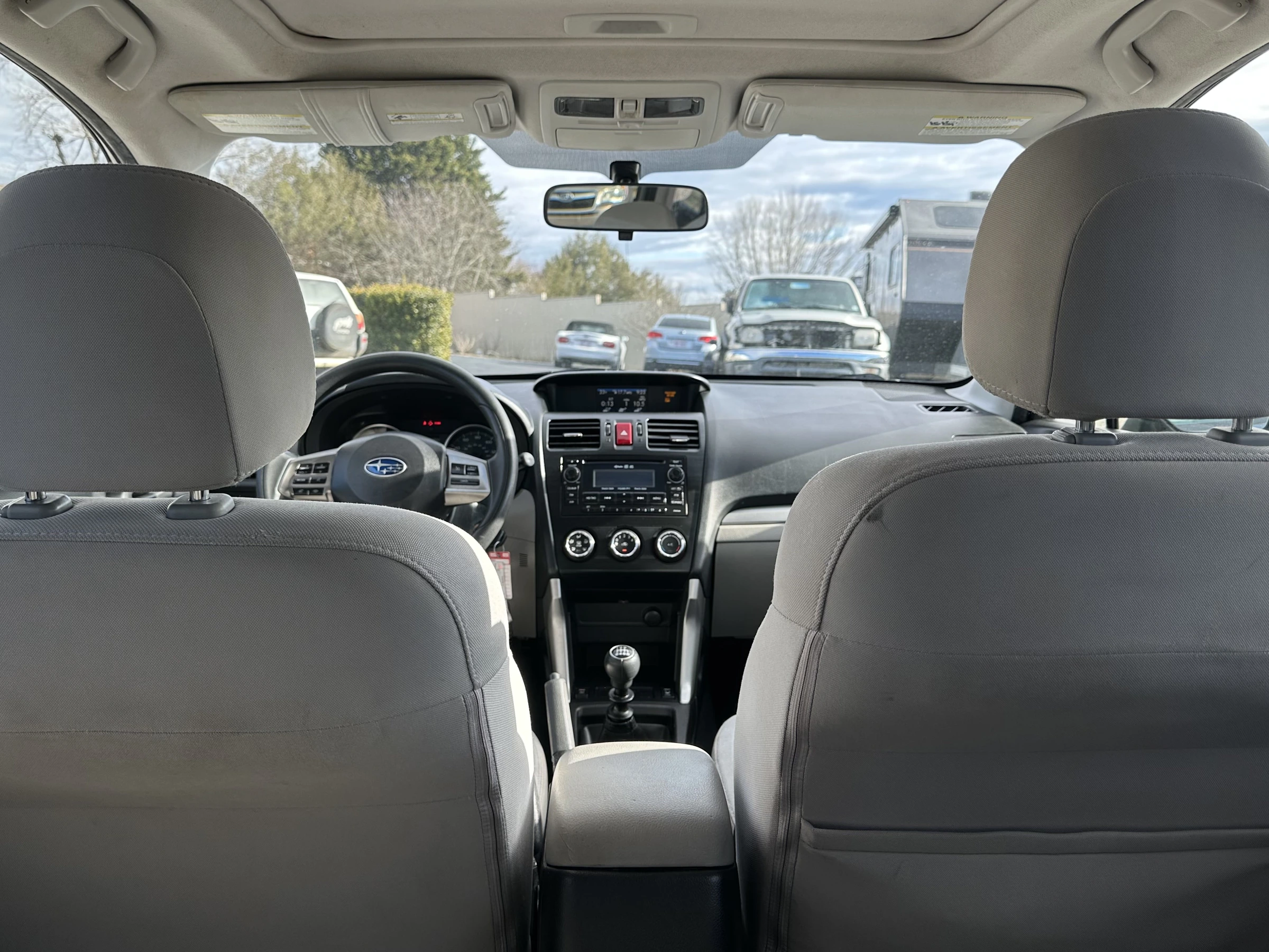 2015 Subaru Forester Premium Manual — photo 14