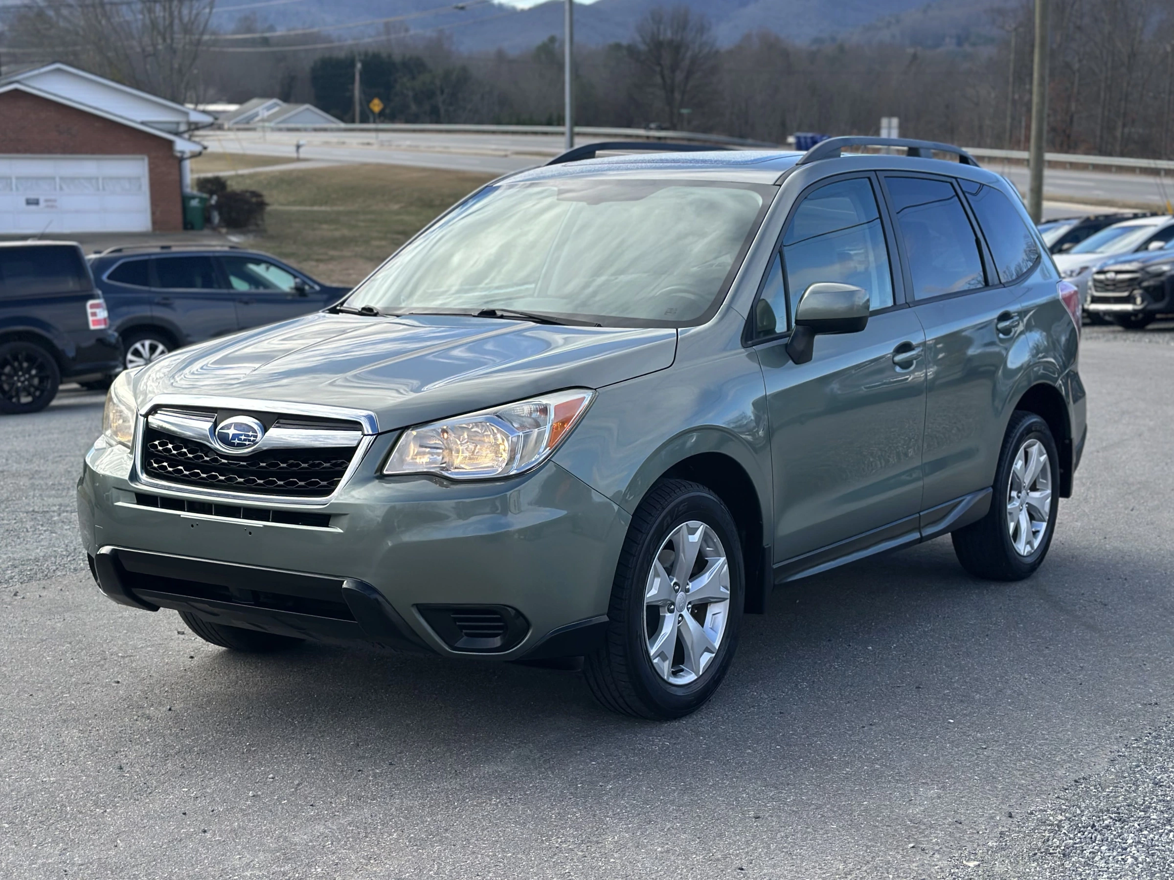 2015 Subaru Forester Premium Manual — photo 7